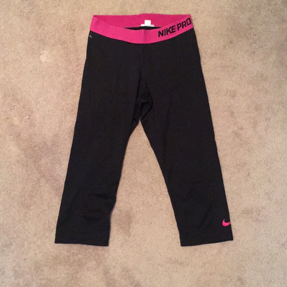 Nike Pro Cropped Leggings